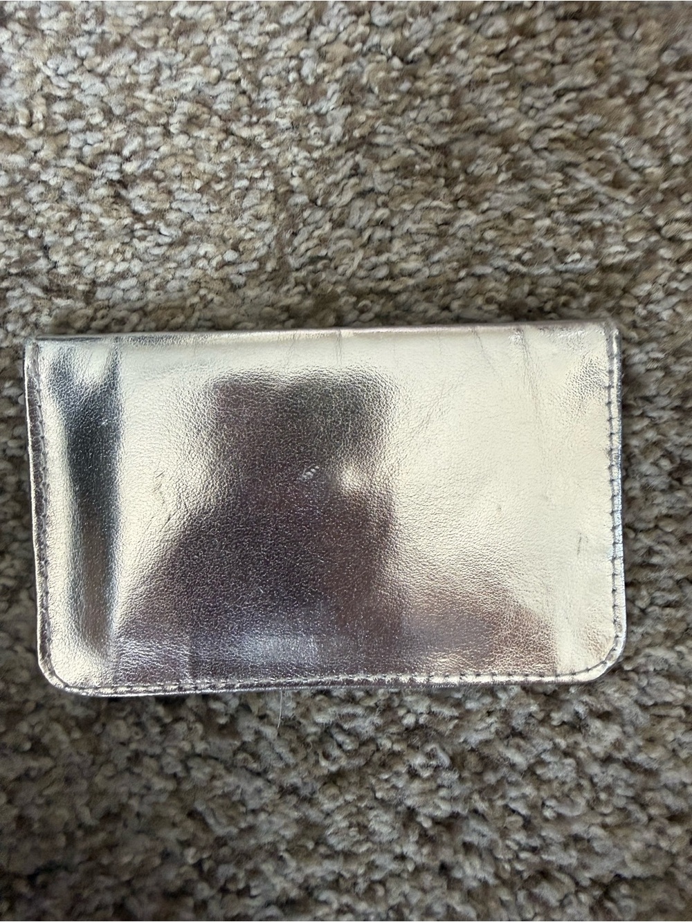 Jimmy Choo Parfums Metallic Silver Card Holder Wallet - Picture 2 of 3